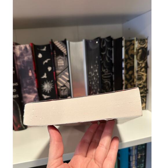 Six Wild Crowns By Holly Race ARC Paperback - Picture 6 of 8